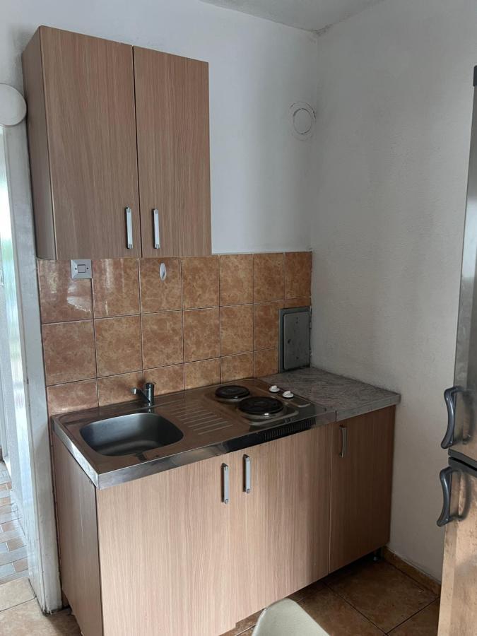 Apartments Radulovic 苏托莫雷 外观 照片