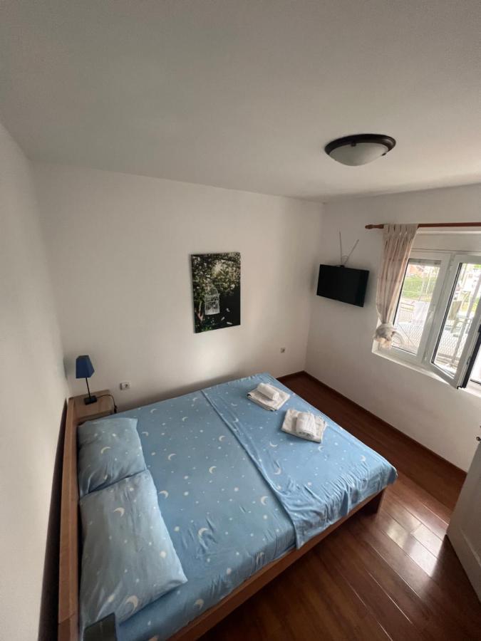 Apartments Radulovic 苏托莫雷 外观 照片